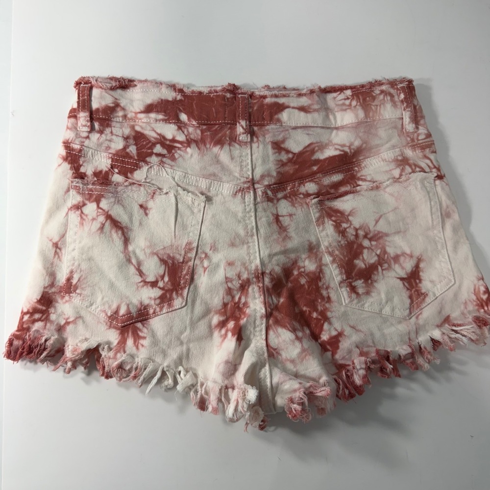 POL Clothing Red White Tie Dye Frayed Denim Shorts SMP283 Small - Picture 4 of 7